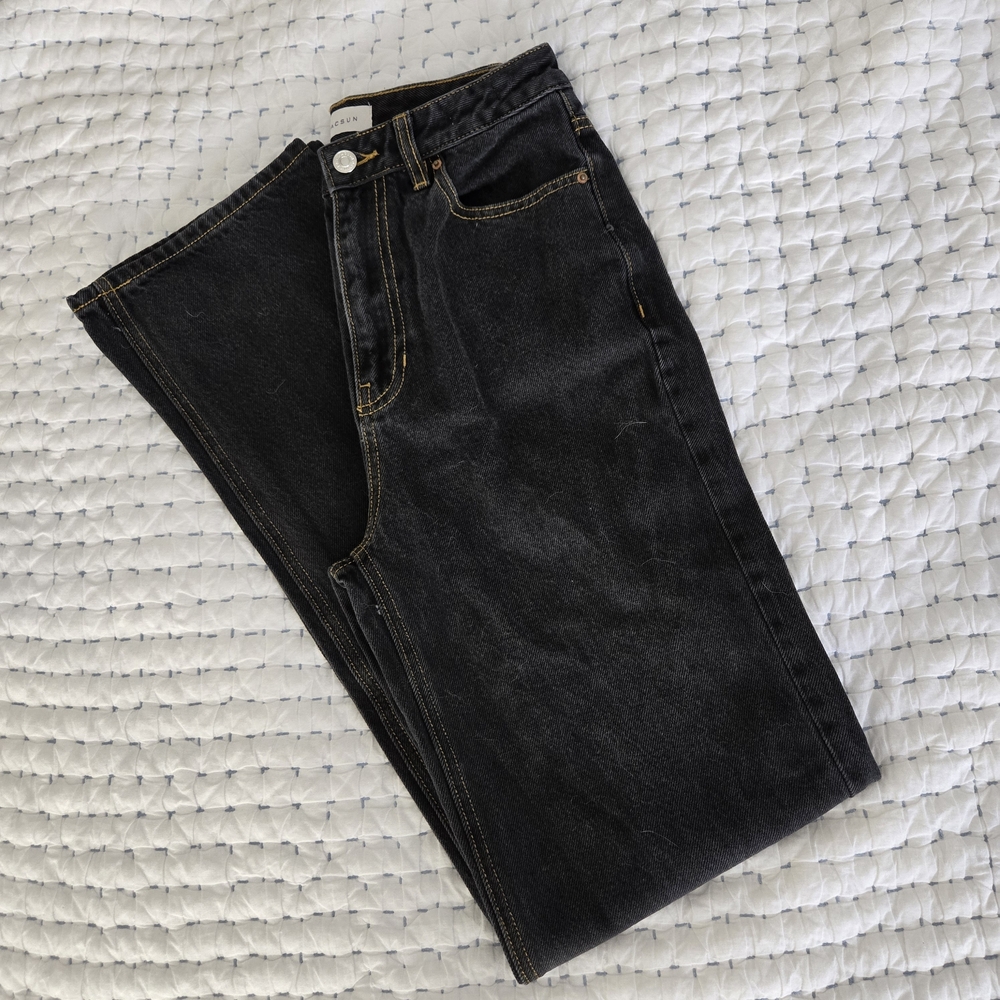 PacSun Black Straight-Leg Jeans Timeless Style
